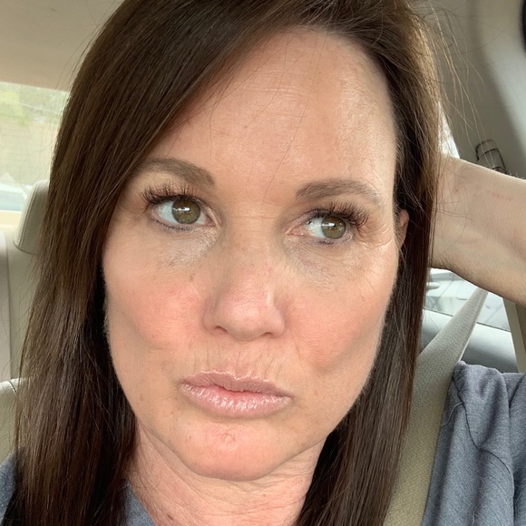 Meet your Posher, Michelle - Picture 1 of 1